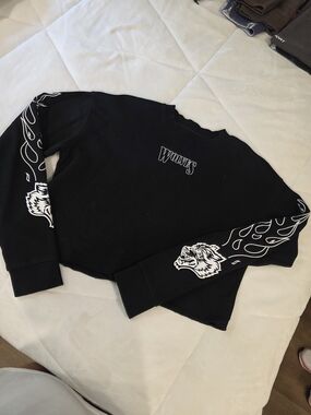 Wolves Black Graphic Long Sleeve Crewneck